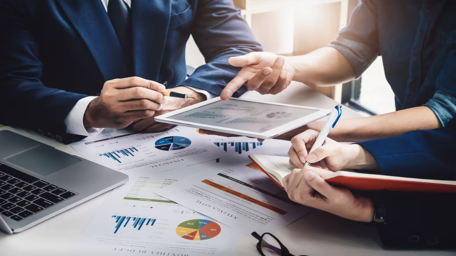 The April Checklist: How Pro Traders Plan Their Taxes at the Start of the FY