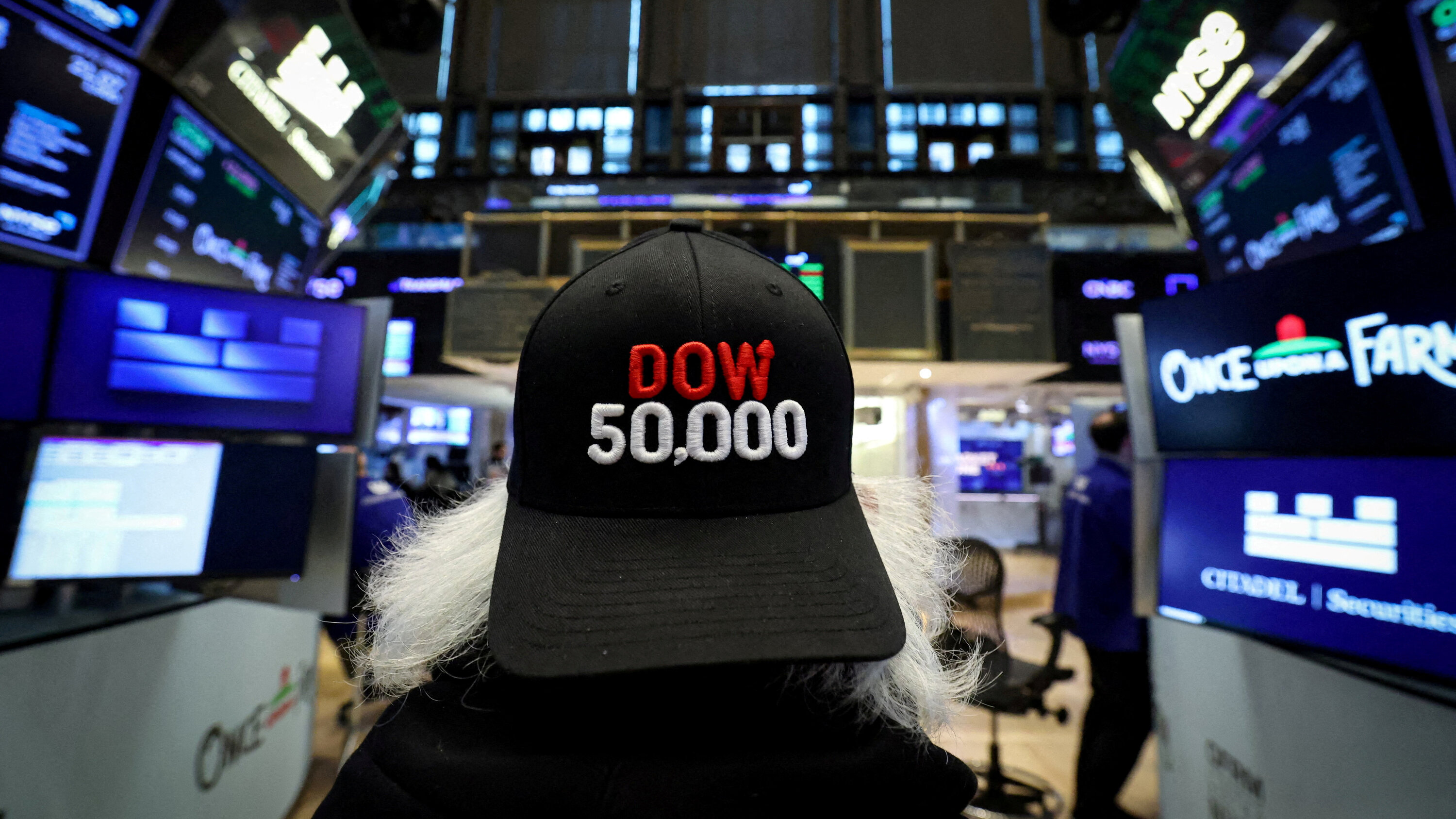 Dow Jones record high chart June 4 2026 vs Nasdaq AI rotation selloff
